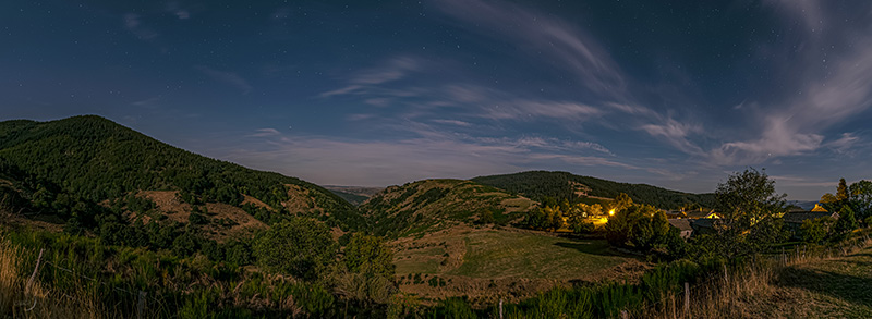 Cabrillac et la vallée de la Jonte sous la Grande Ourse